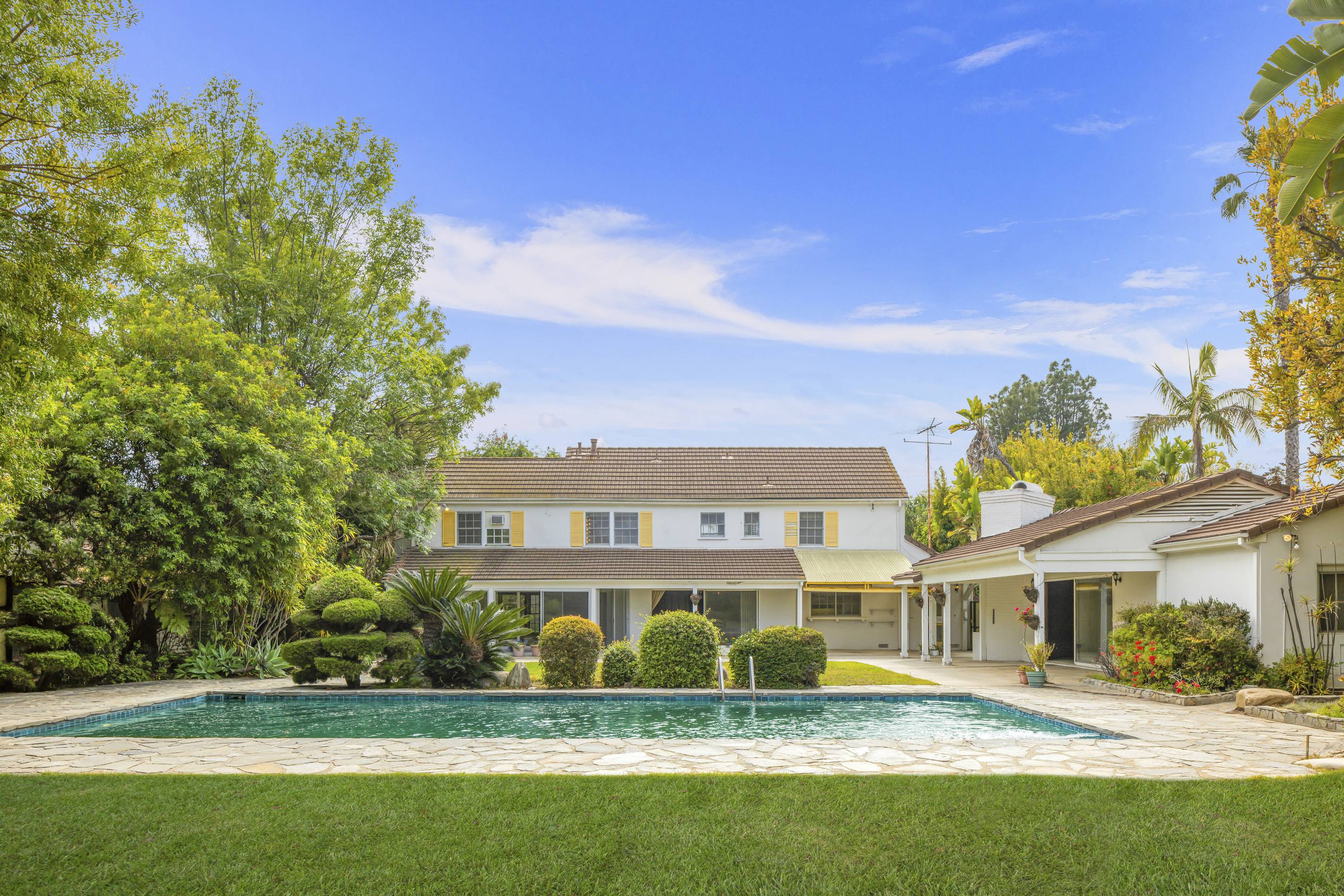 Betty White Brentwood home