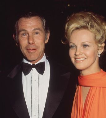 Johnny Carson and Angel Tompkins at the 1971 Golden Globe Awards PHOTO BY: MAX B. MILLER/FOTOS INTERNATIONAL/GETTY IMAGES