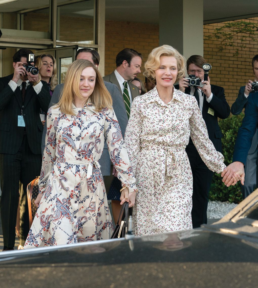 Dakota Fanning plays Susan Elizabeth Ford, daughter of Betty Ford (Michelle Pfeiffer). PHOTO BY: MURRAY CLOSE/SHOWTIME