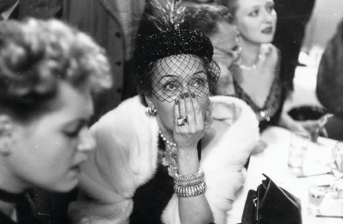 Gloria Swanson at the Academy Awards in 1951 PHOTO BY: SLIM AARONS/GETTY IMAGES