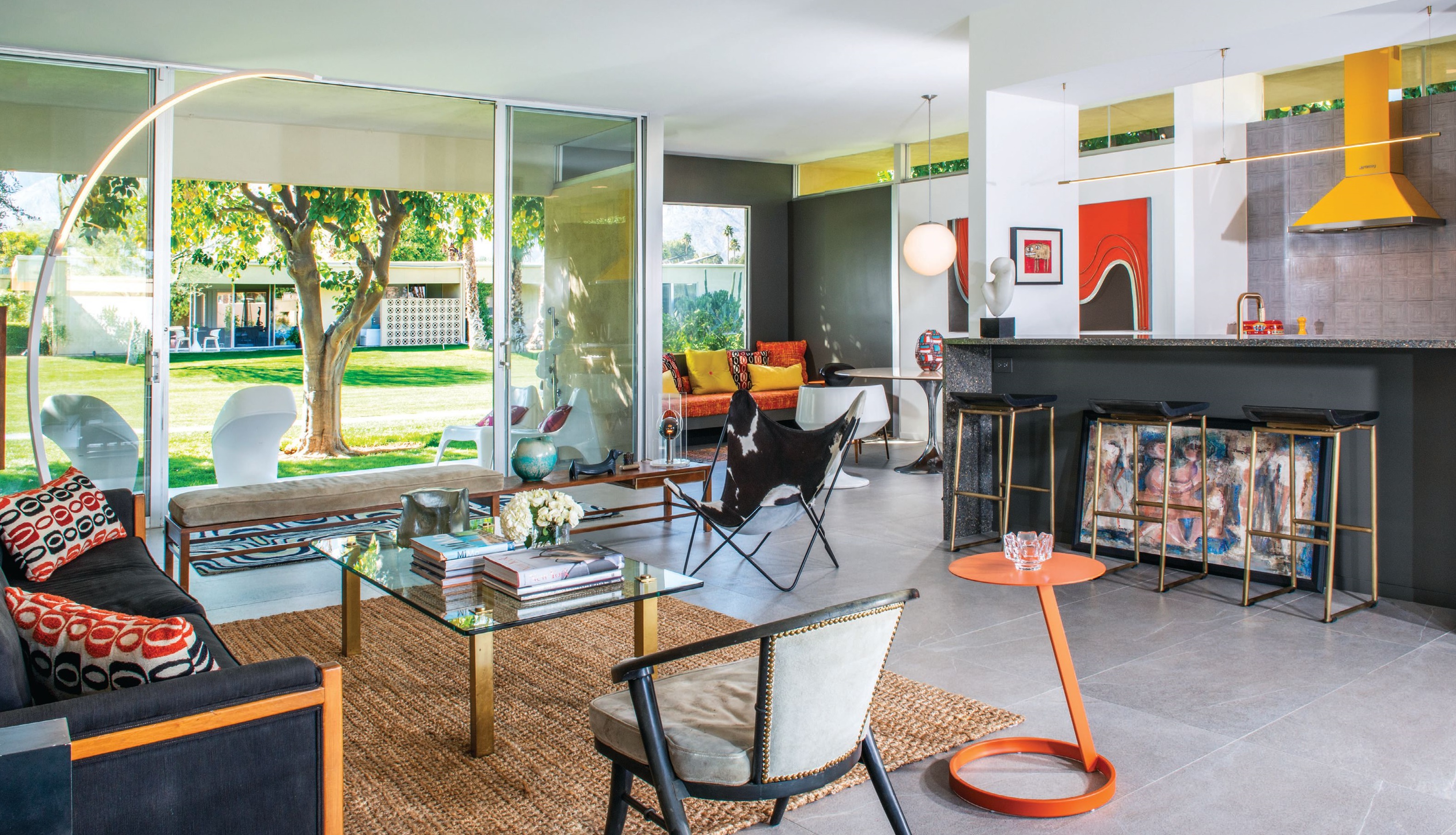 David Dunn’s Palm Springs condo is filled with an eclectic mix of vintage items, including many pieces he grew up with. PHOTOGRAPHED BY DAN CHAVKIN