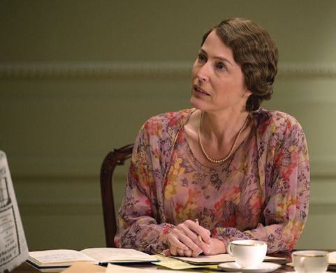Gillian Anderson plays Eleanor Roosevelt, wife of President Franklin D. Roosevelt. PHOTO BY: BORIS MARTIN/SHOWTIME