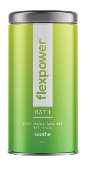 “On days when I ride, I start off with Flexpower Warm to ease the tendinitis in my knee, and to loosen up my lower back. Aft erward, I take a Soothe bath because the anti-inflammatory arnica is the ideal way to ease back from intense activity to everyday motion.” Flexpower Soothe bathsalts with lavender and chamomile, flexpower. com PHOTO COURTESY OF THAYER GOWDY FOR FLEXPOWER
